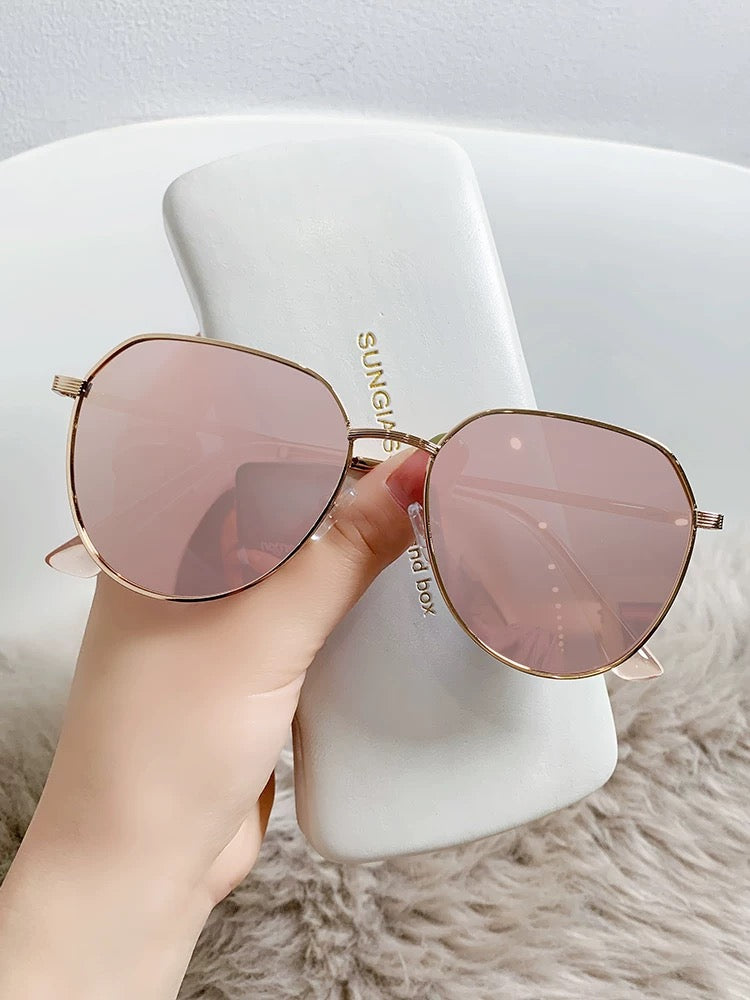 M081Fashion sunglasses