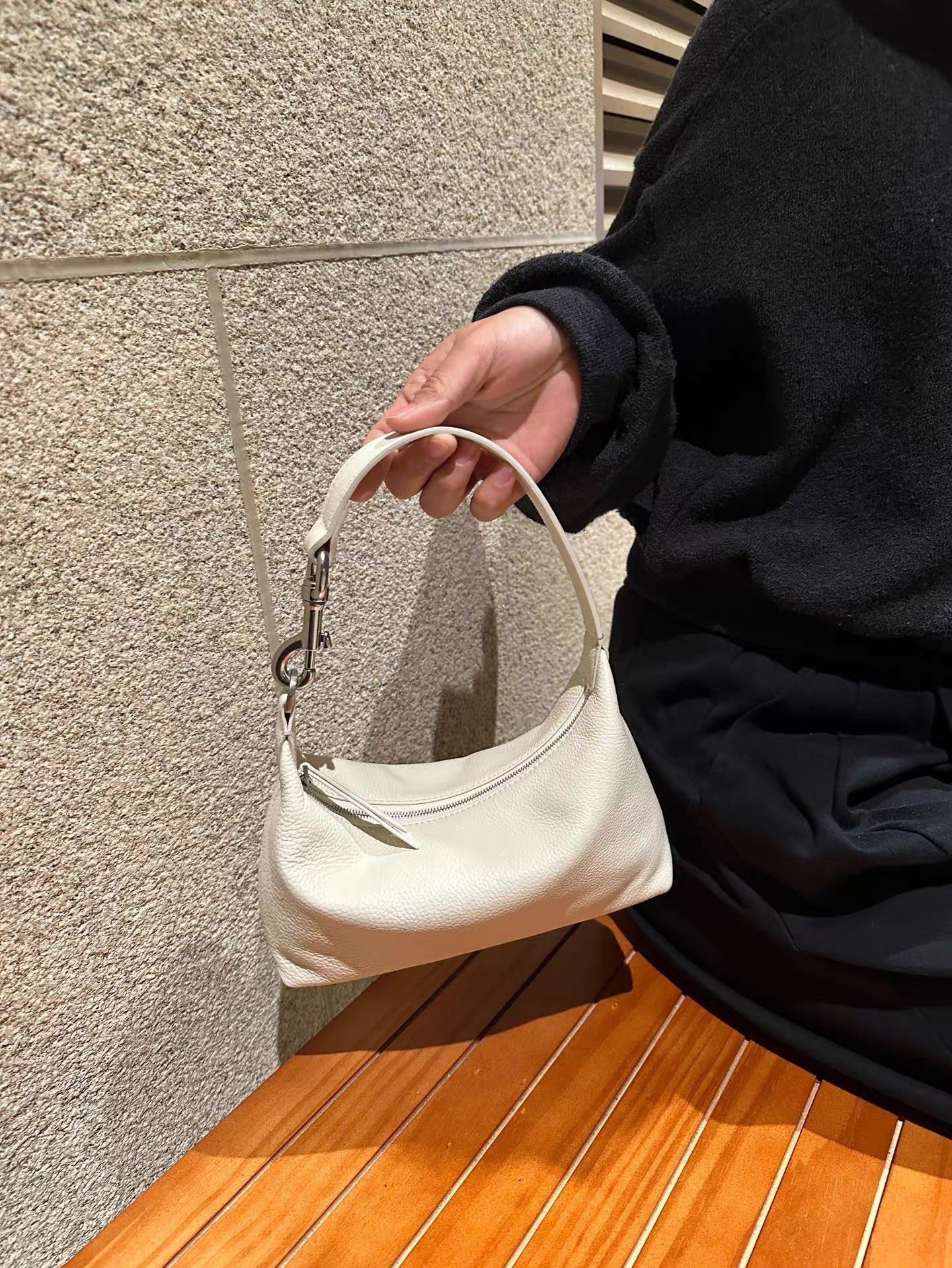 C023Real leather handbag