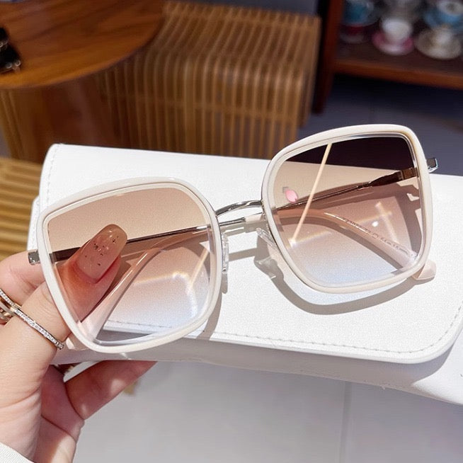 M119Fashion sunglasses
