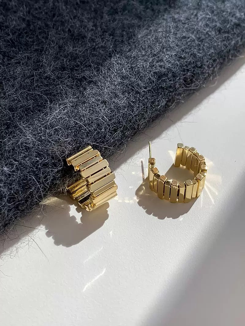 M106-Fashion earrings