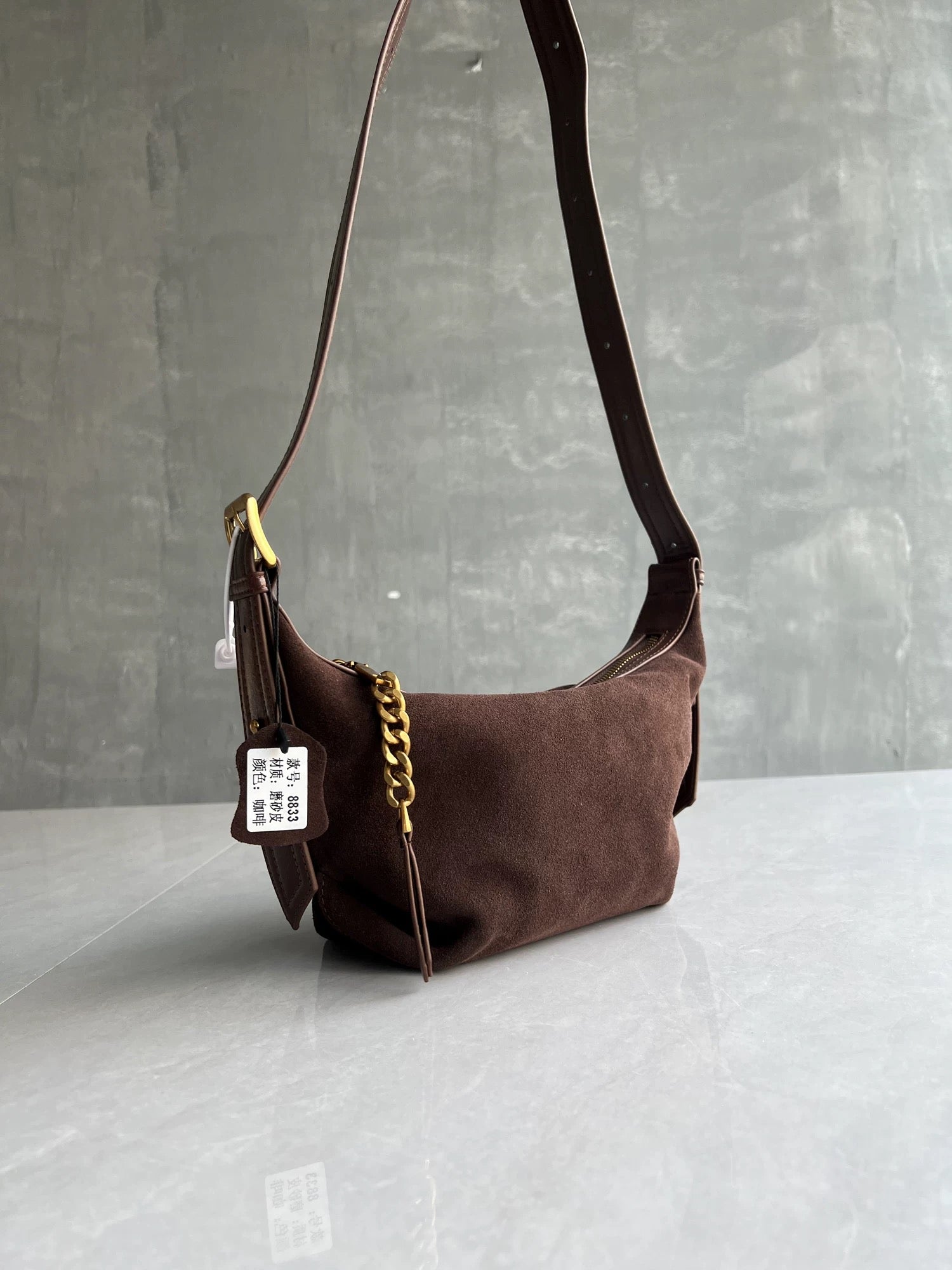 2774 messenger bag