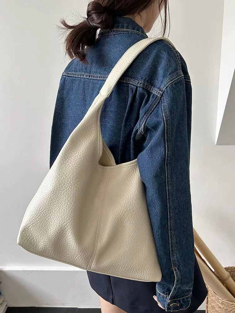 M098Real leather handbag