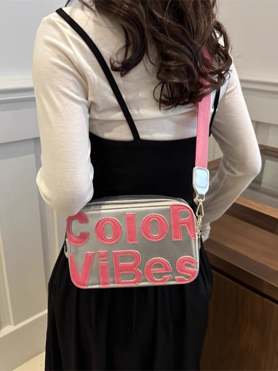 C013 Fashion messenger bag