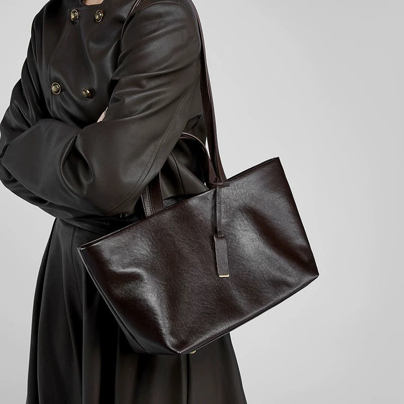 M262 Large capacity handbag