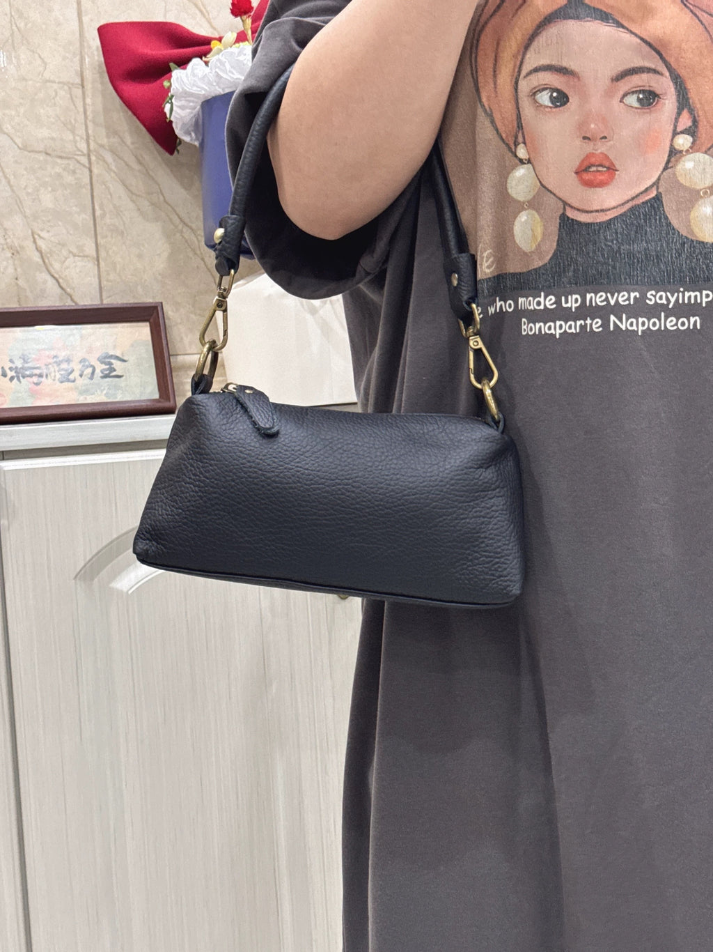 M195Simple shoulder bag