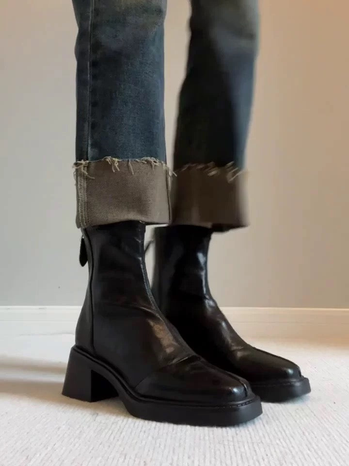 M162 Women's booties