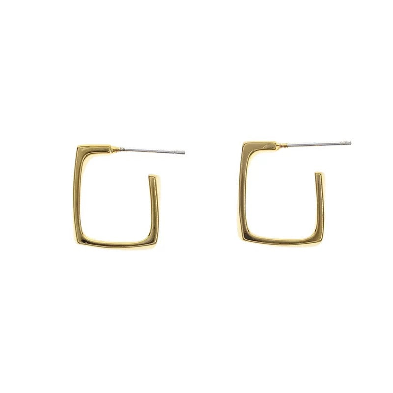 M180Woman fashion earrings