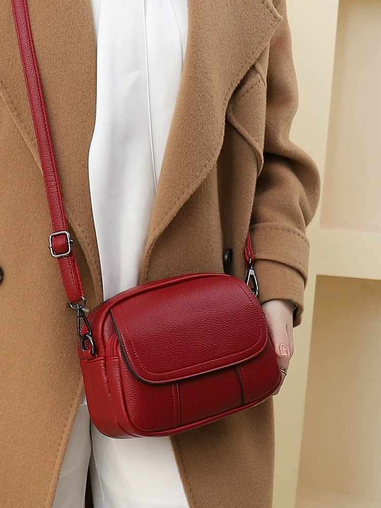 M181Classic messenger bag