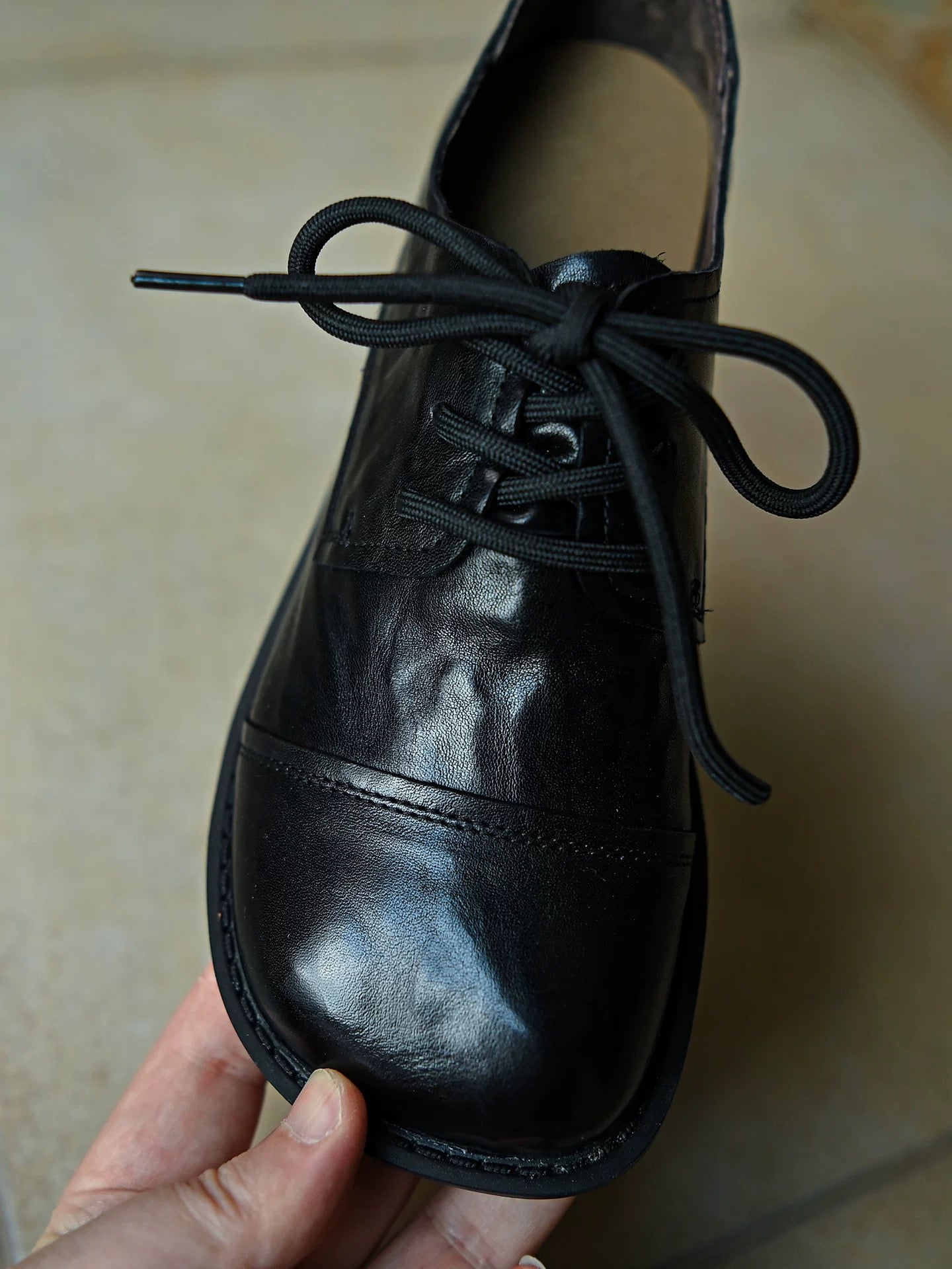 M249Woman leather shoes