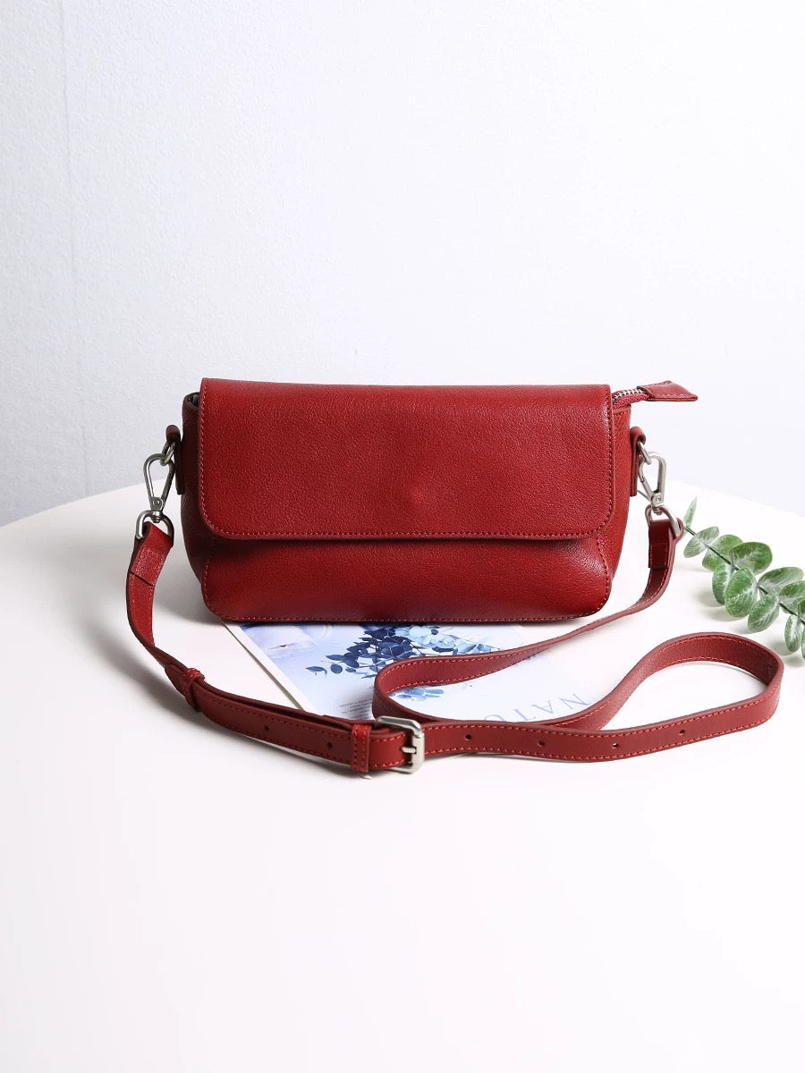 M192Woman handbag