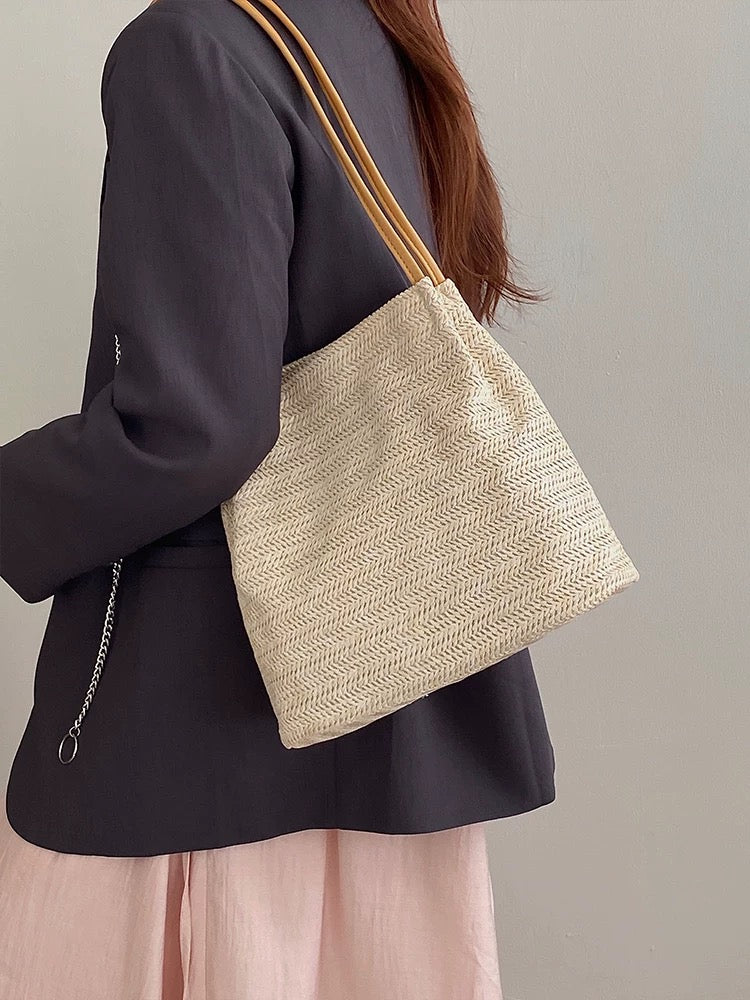 M095Fashion woven bag