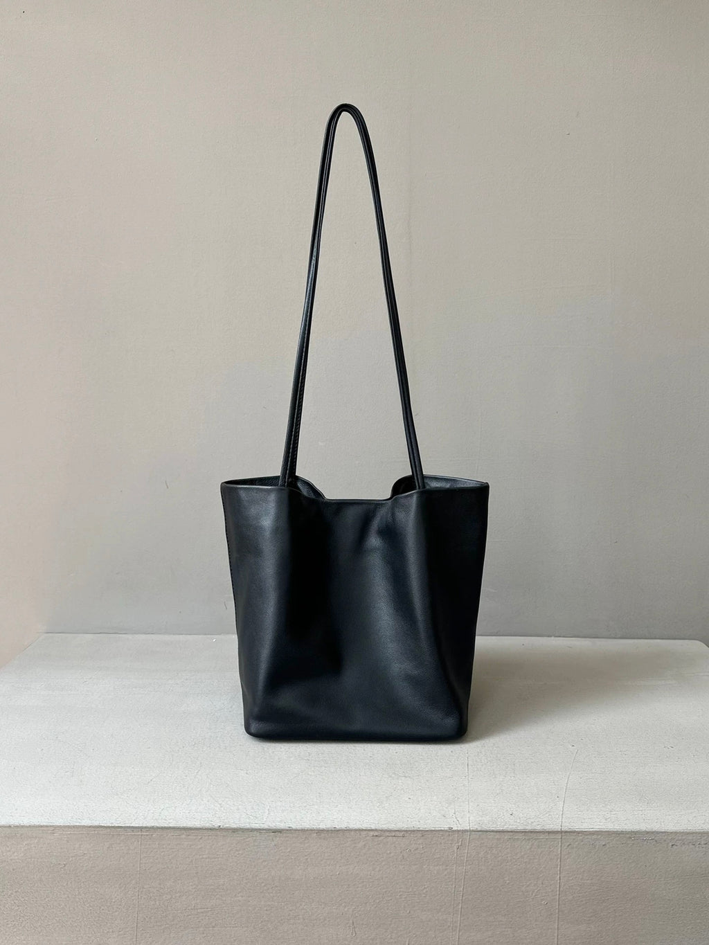 M247 fashionable handbag