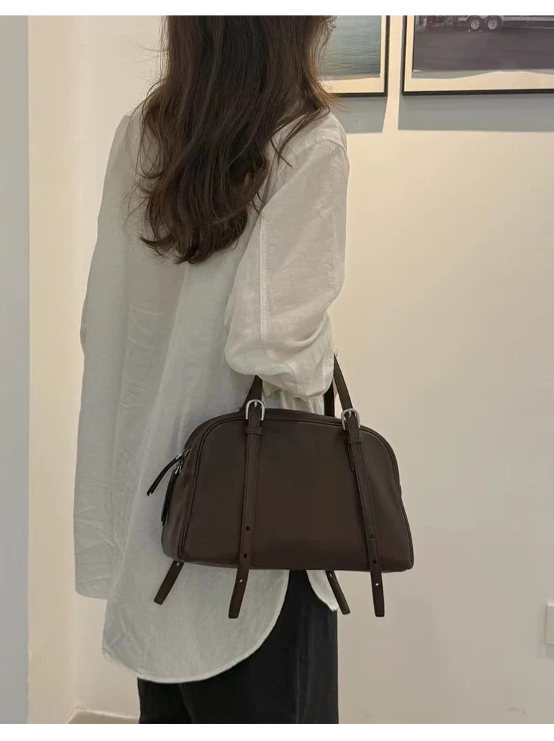 M229Woman handbag