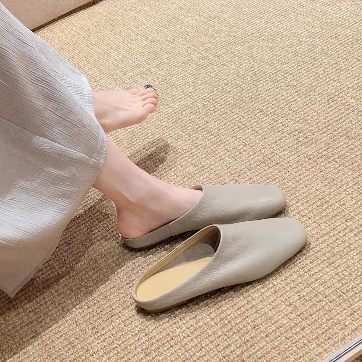 M107 Fashion slippers