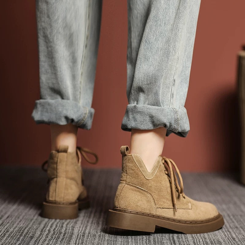 M254 Women's booties