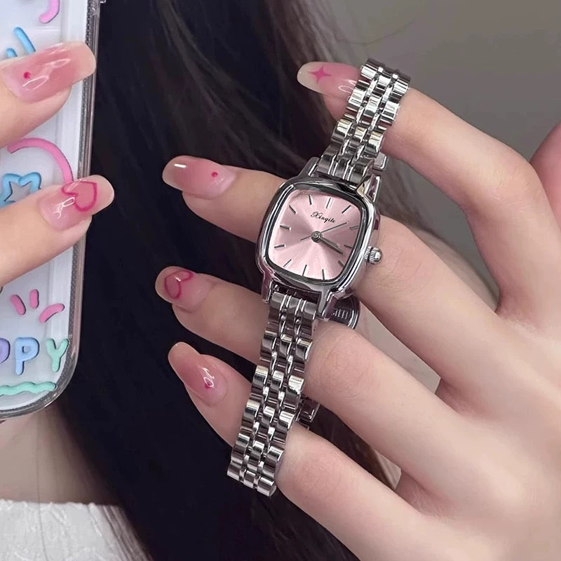 M257 High quality watch