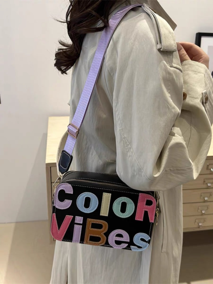 C013 Fashion messenger bag