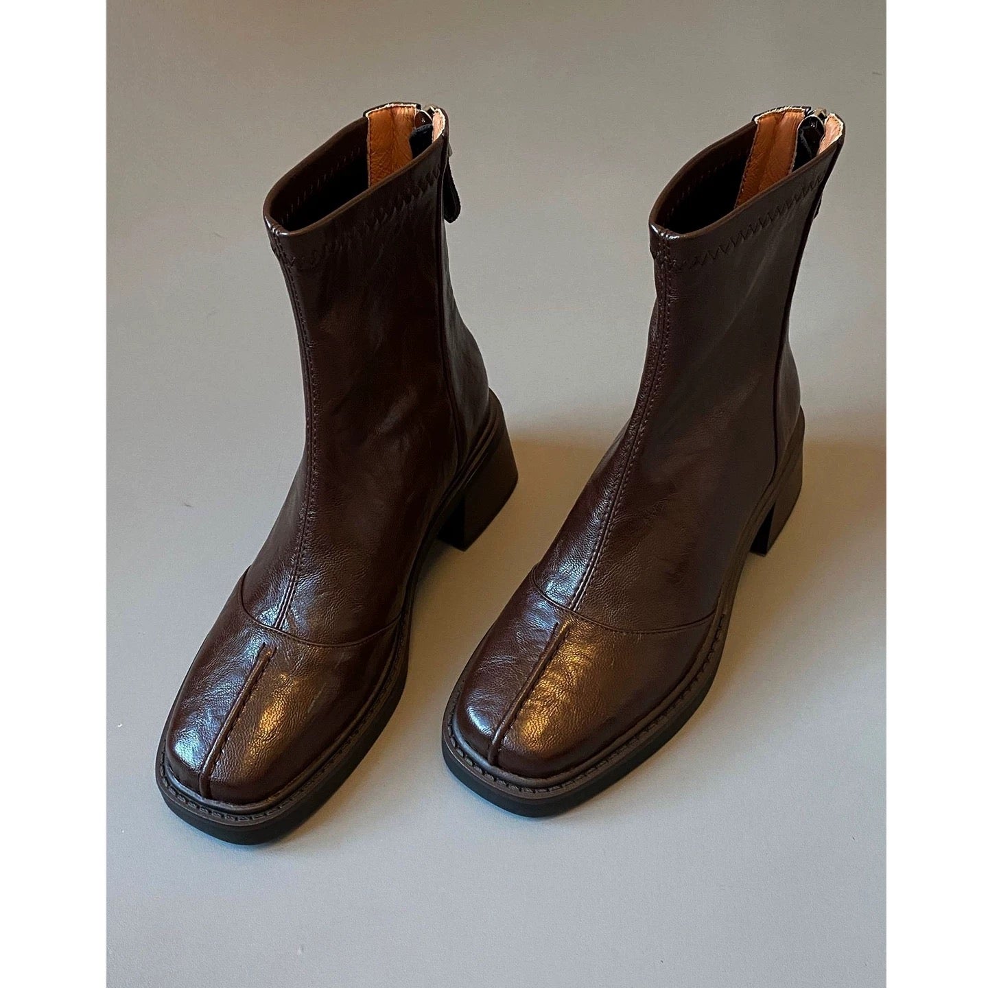 M162 Women's booties