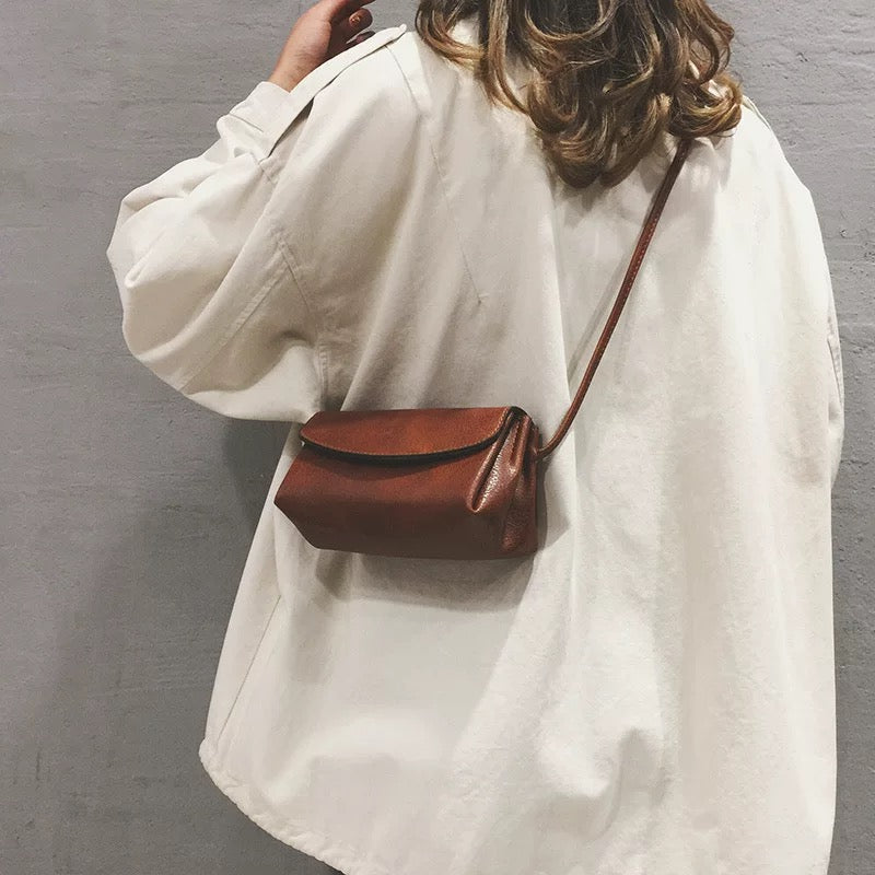 2745 Classic messenger bag