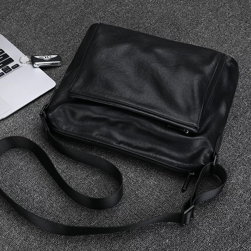 M267 Men's messenger bag