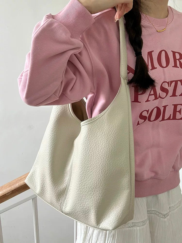 M098Real leather handbag