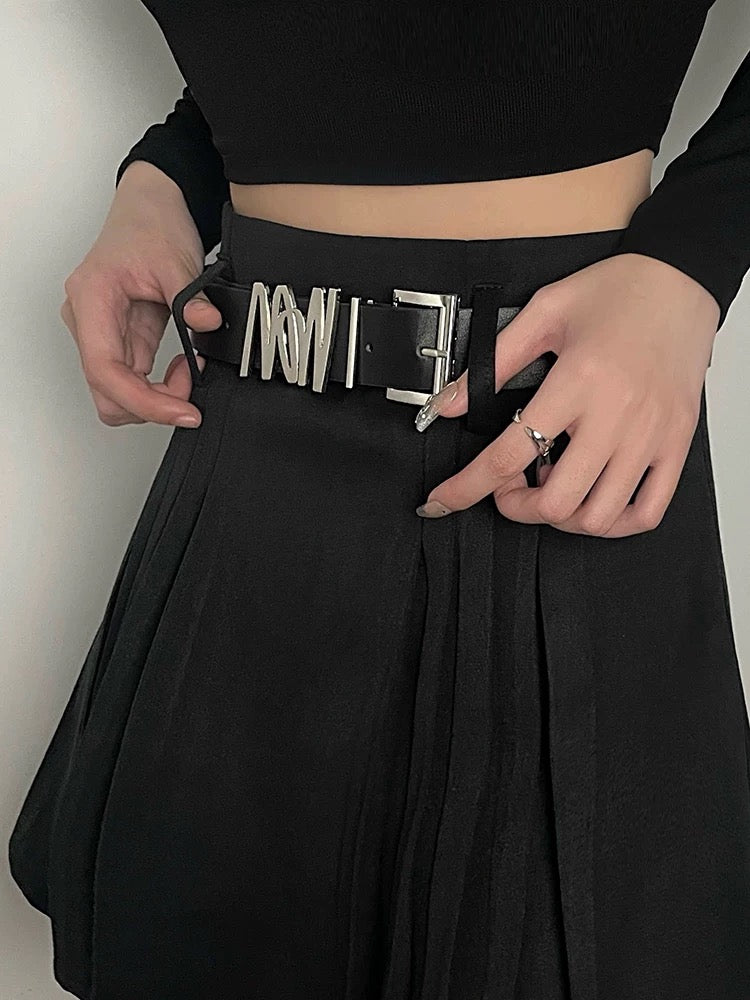 M178Woman belt