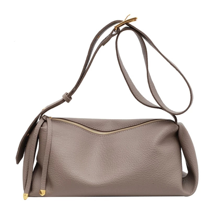 M138New crossbody bag