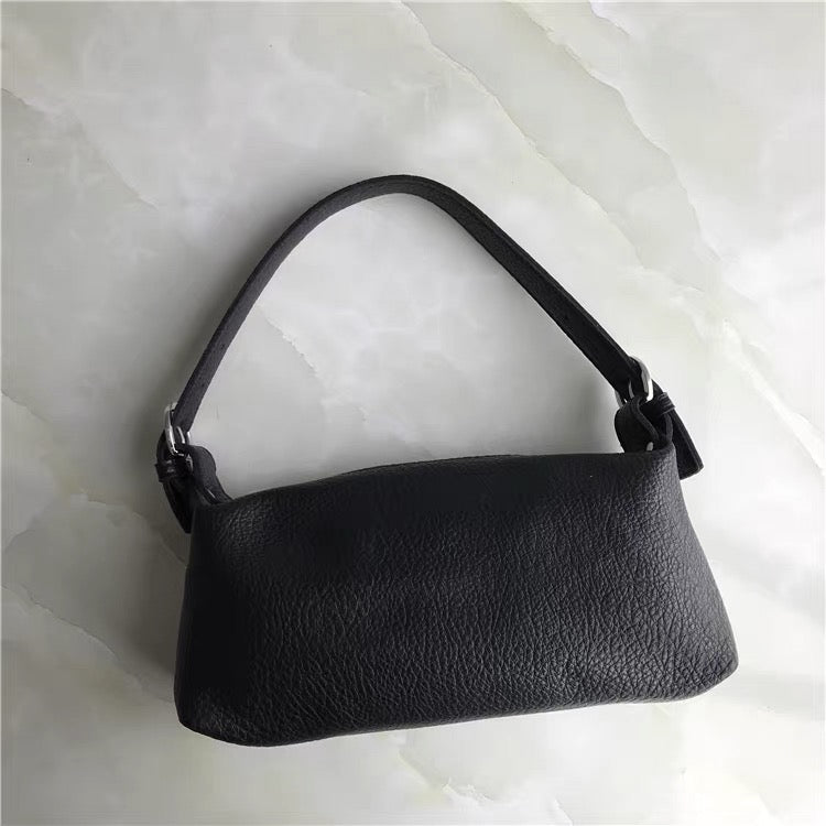 M228Fashion messenger bag
