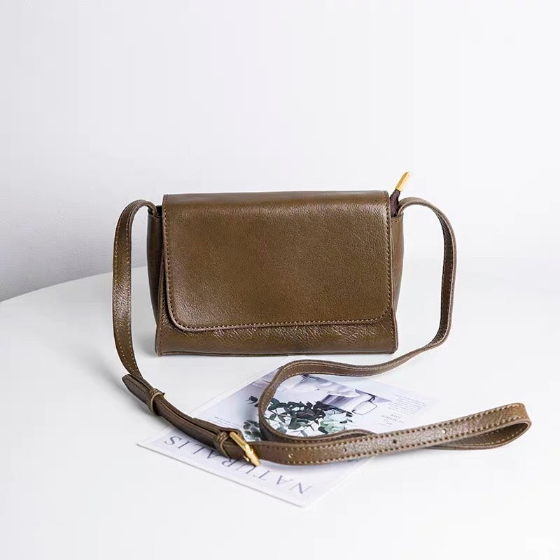 M194Classic messenger bag