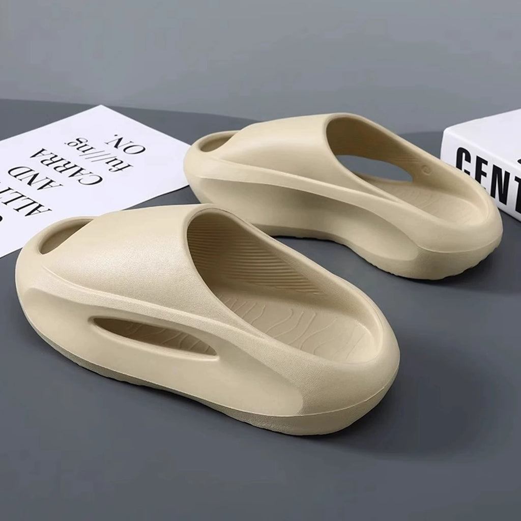 2453Classic slippers