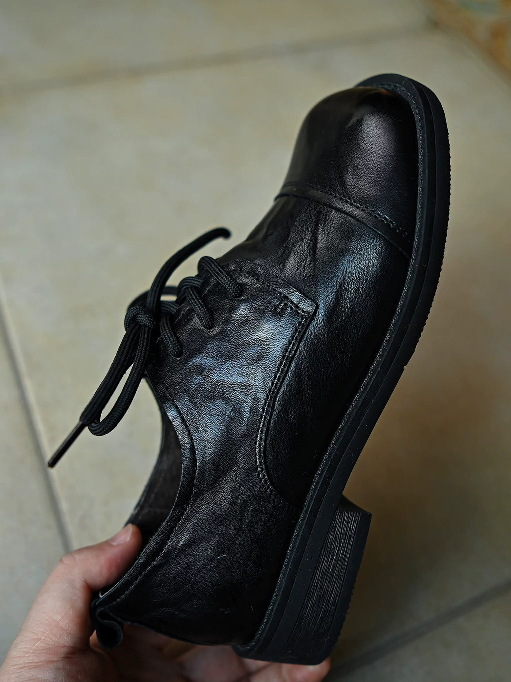 M249Woman leather shoes