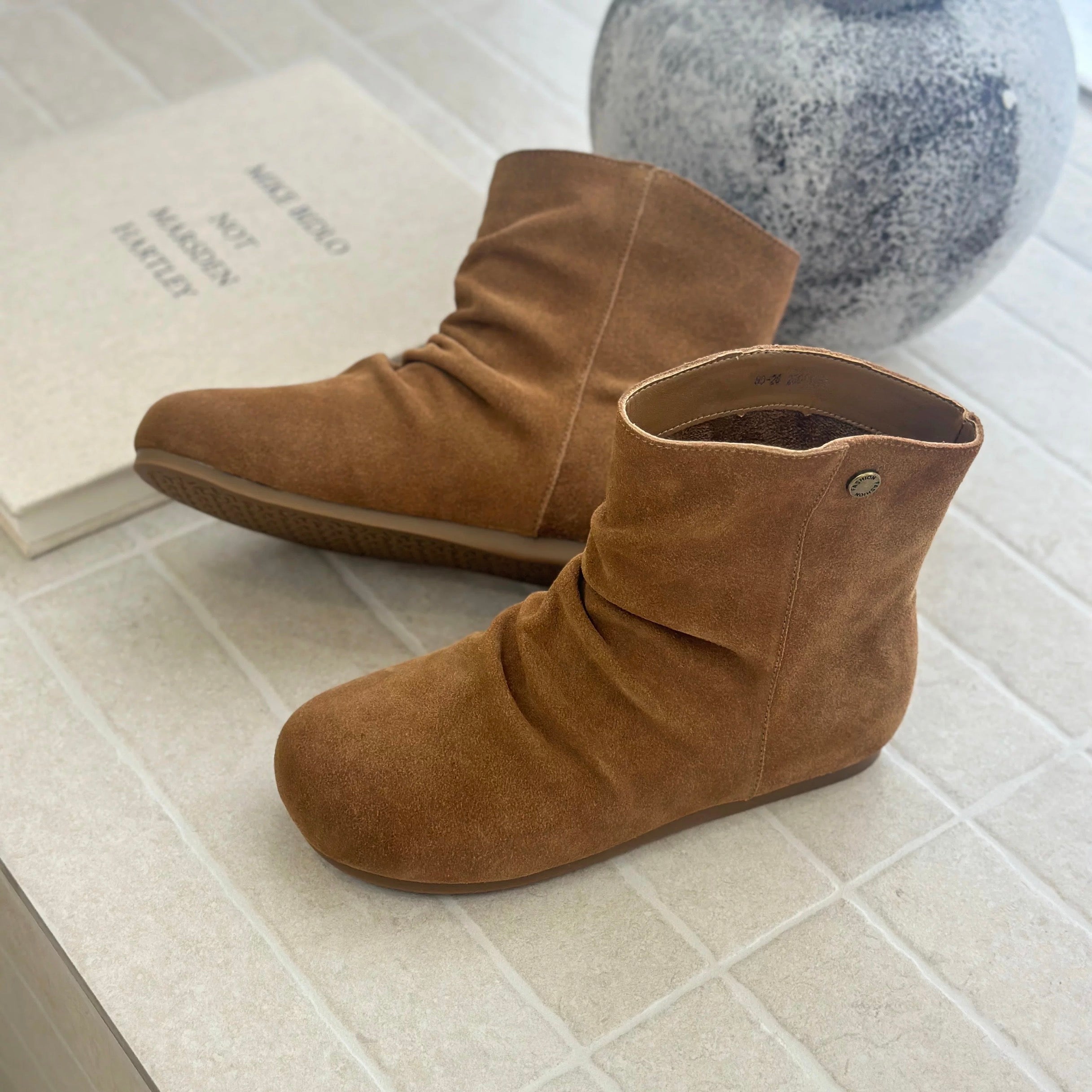 2667Classic booties