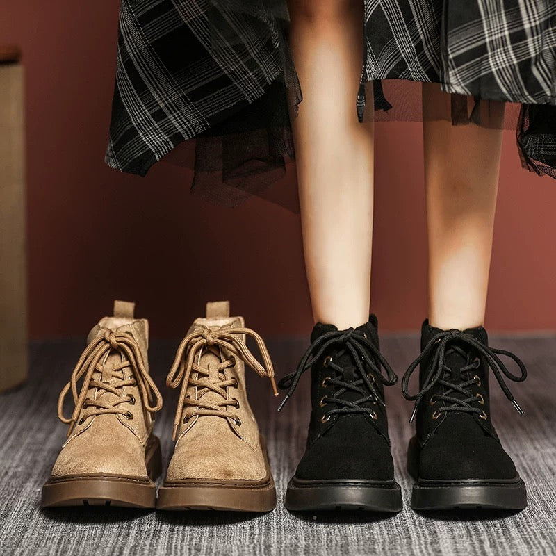 M254 Women's booties