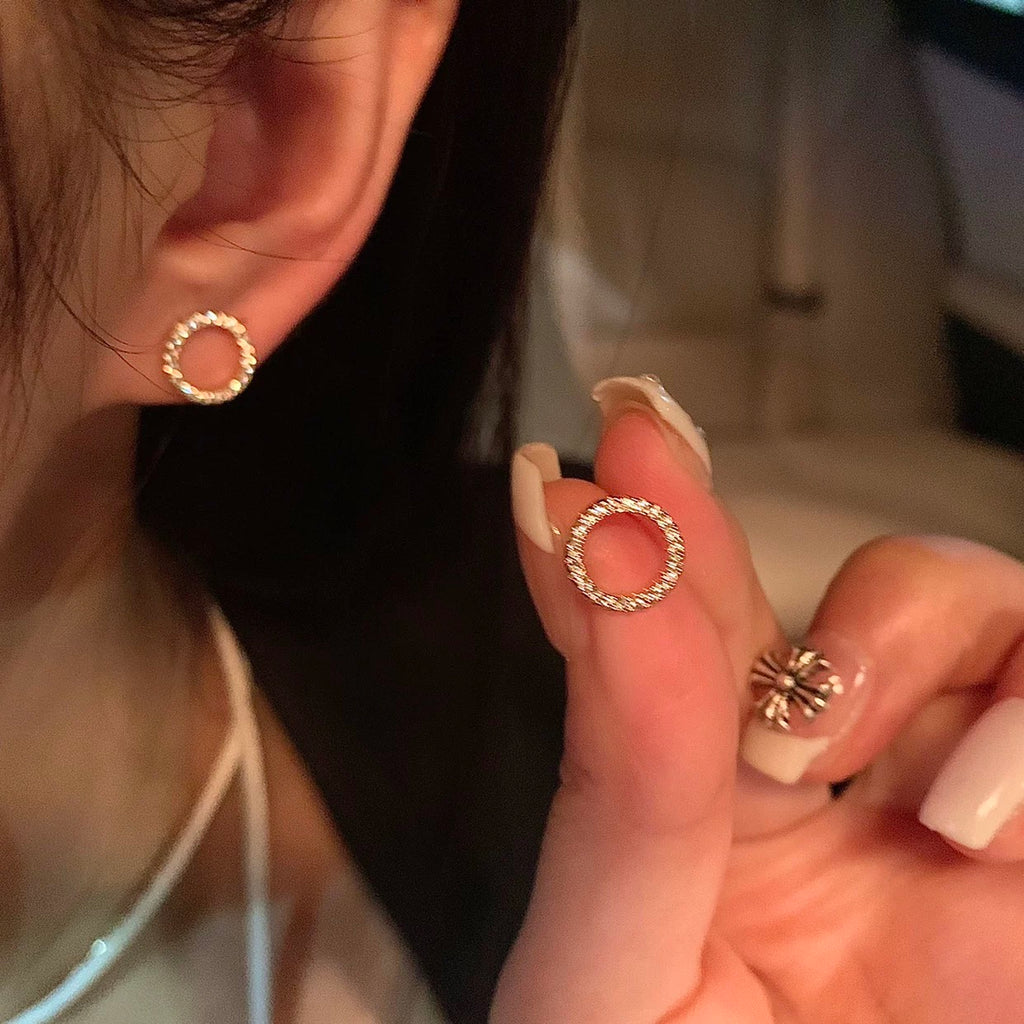 M146 Circle earrings