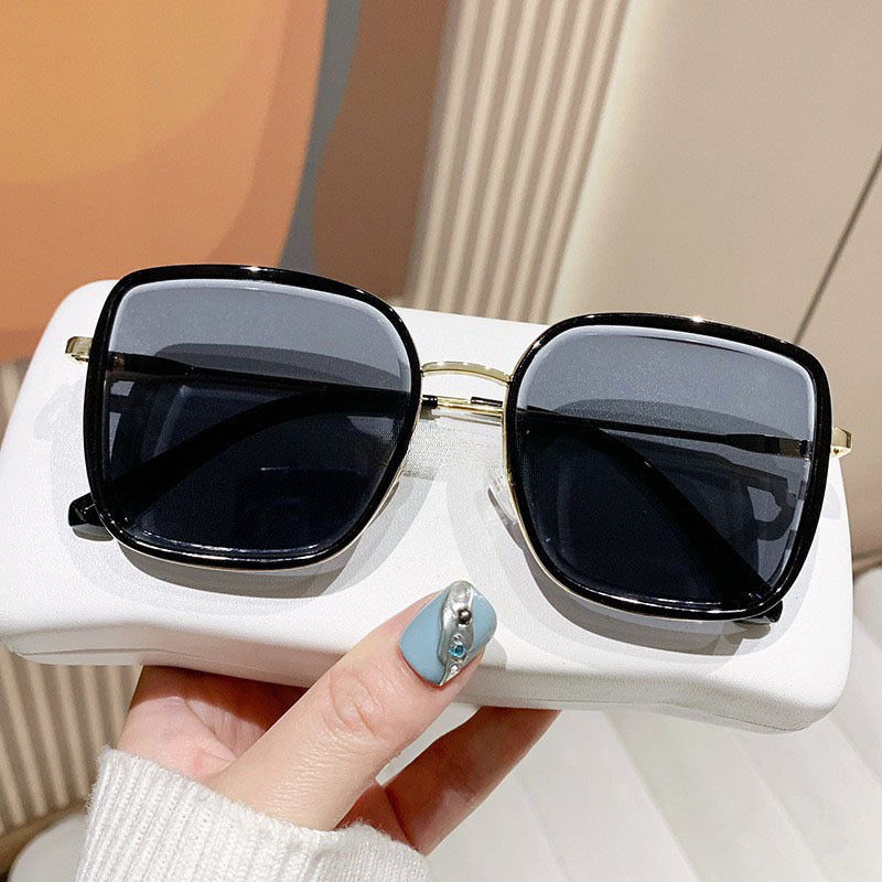M119Fashion sunglasses