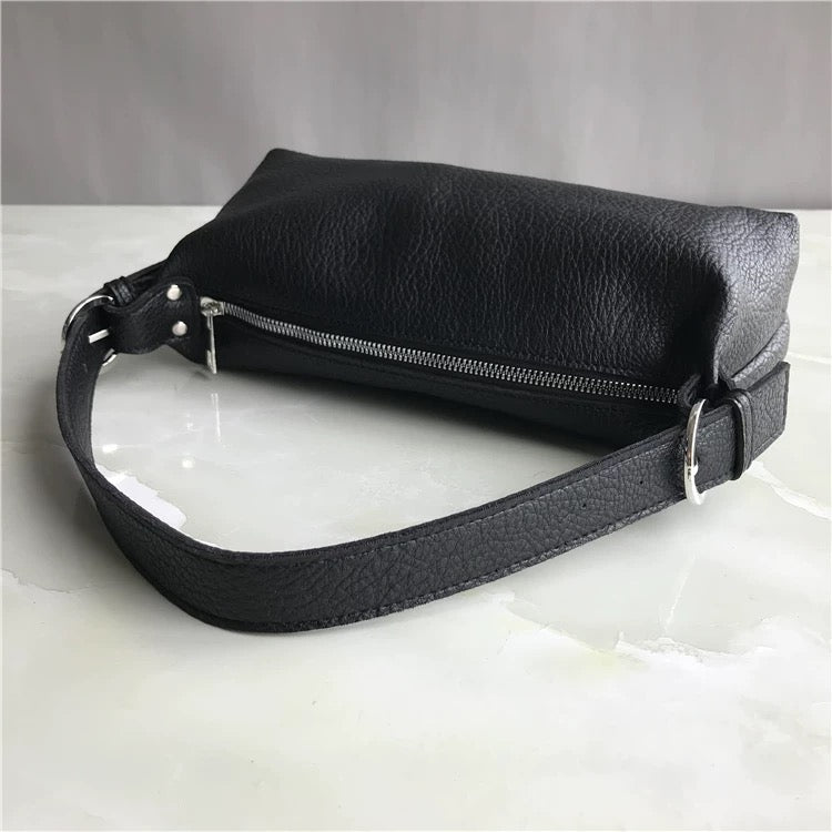 M228Fashion messenger bag