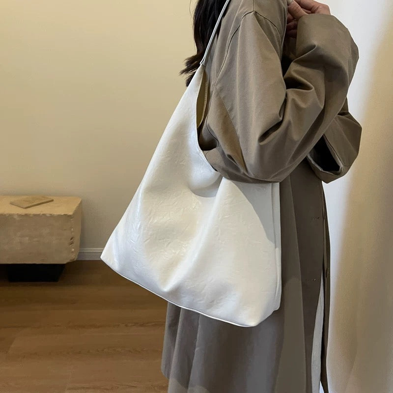 M097Large capacity tote bag