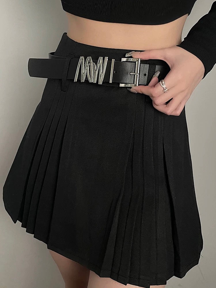M178Woman belt