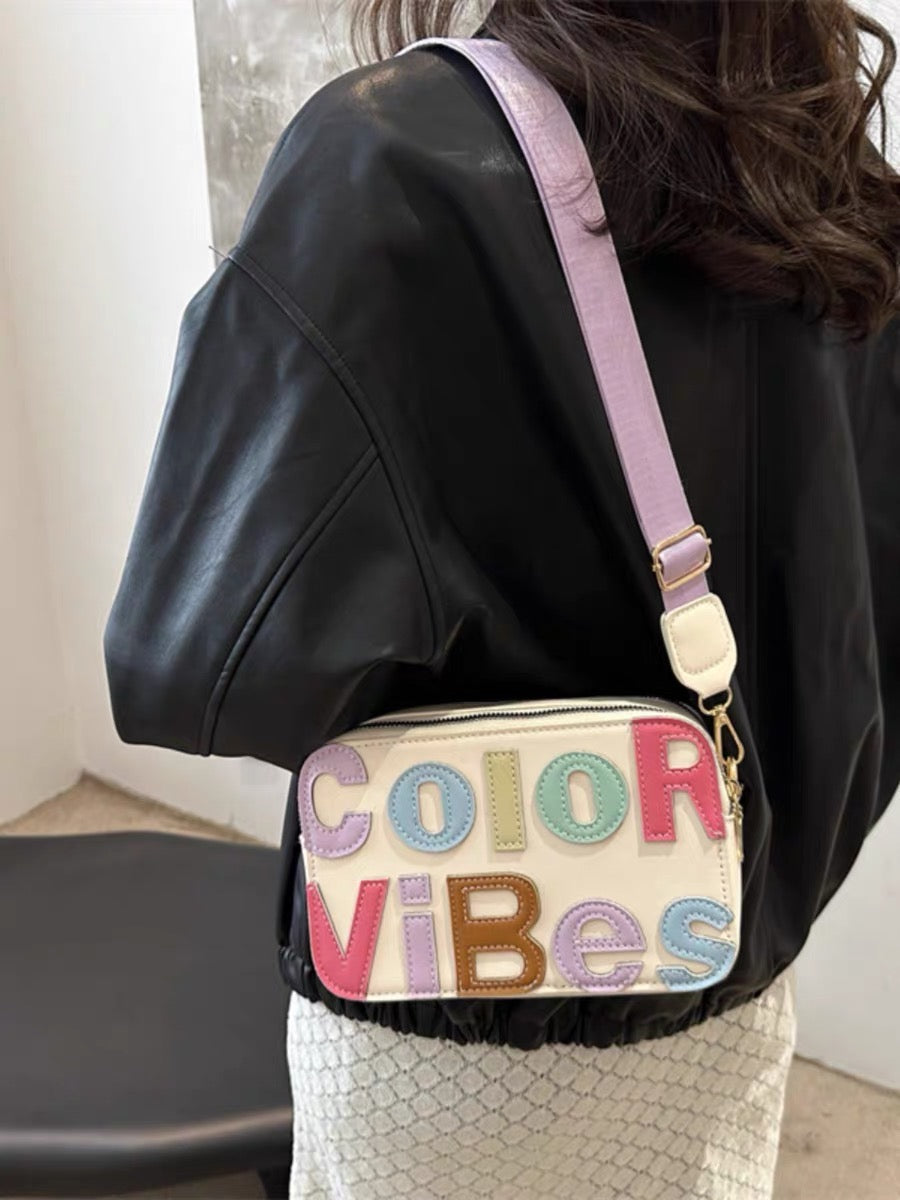 C013 Fashion messenger bag