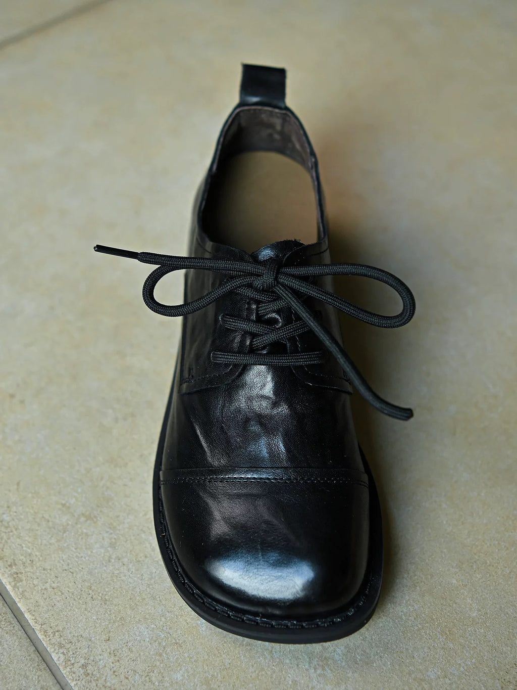 M249Woman leather shoes