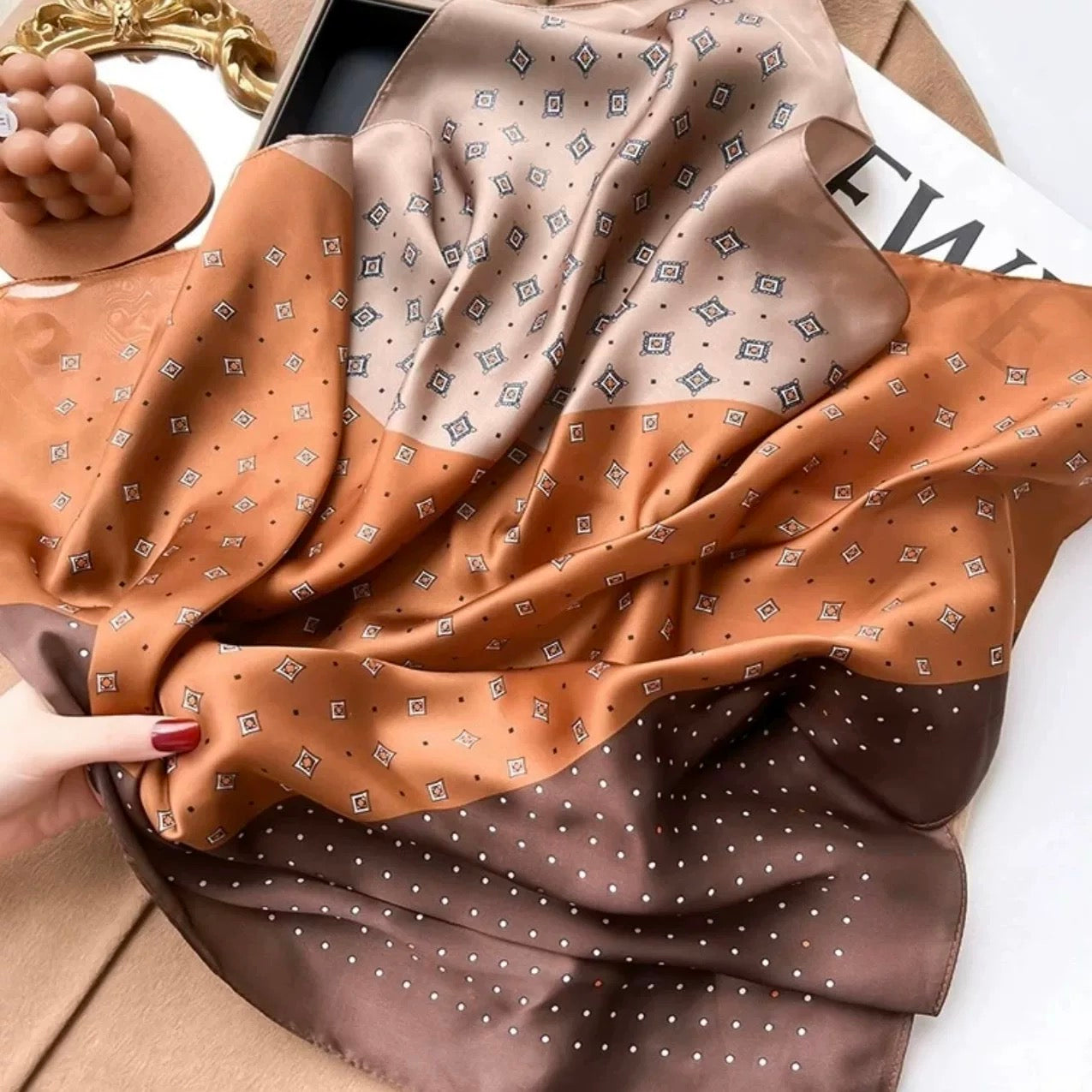 M191Woman silk scarf