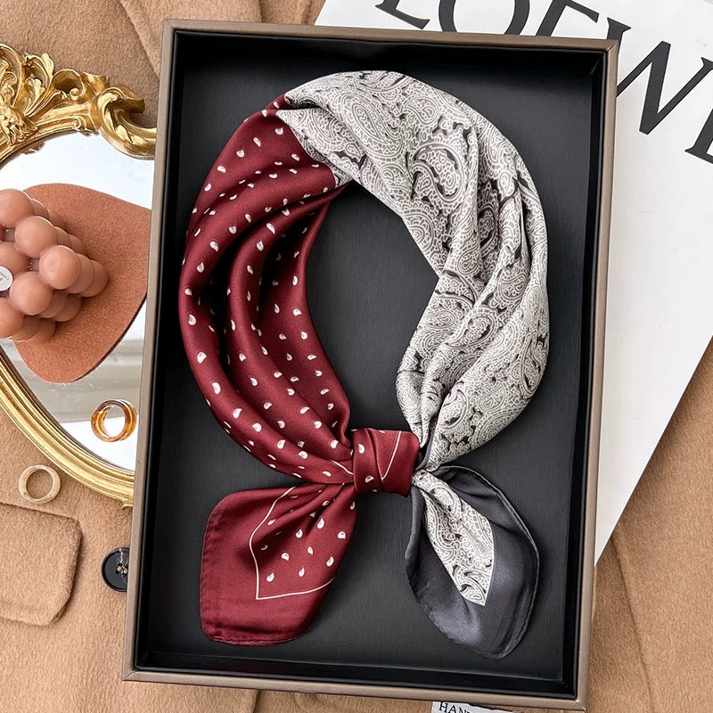 M191Woman silk scarf