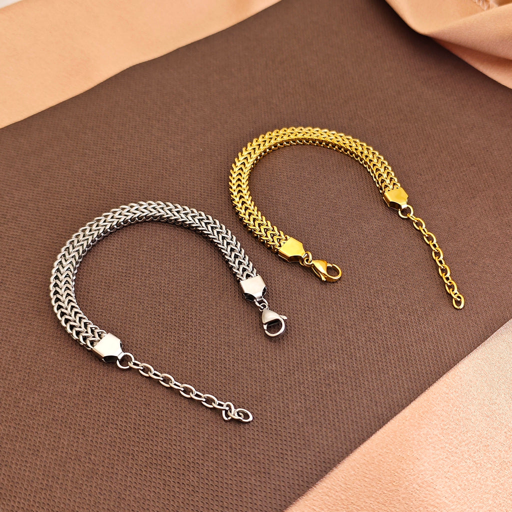 M356Women's earrings