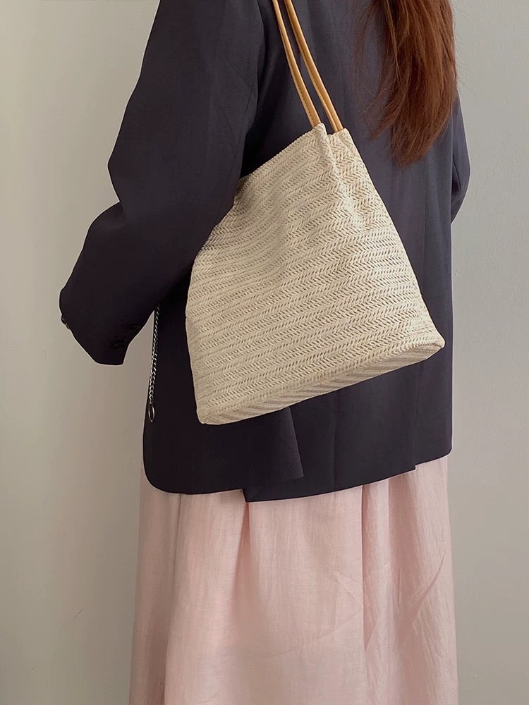 M095Fashion woven bag