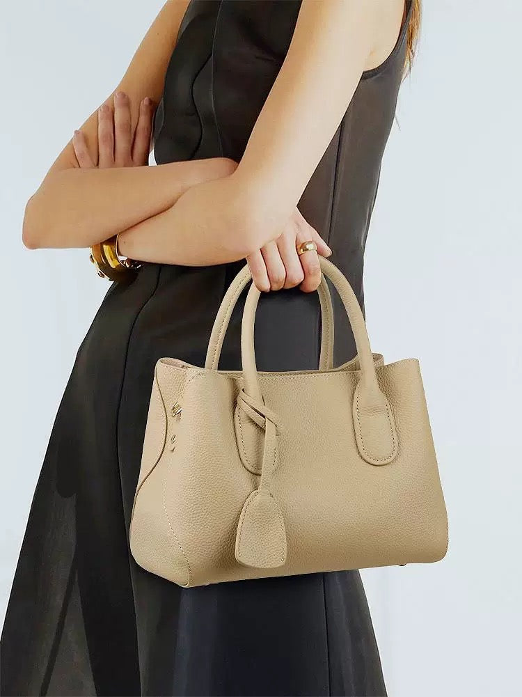 #003 Ladies' fashionable handbag