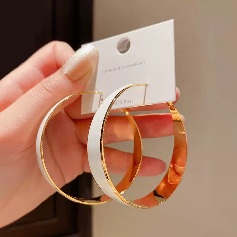 C031 Circle earrings for women