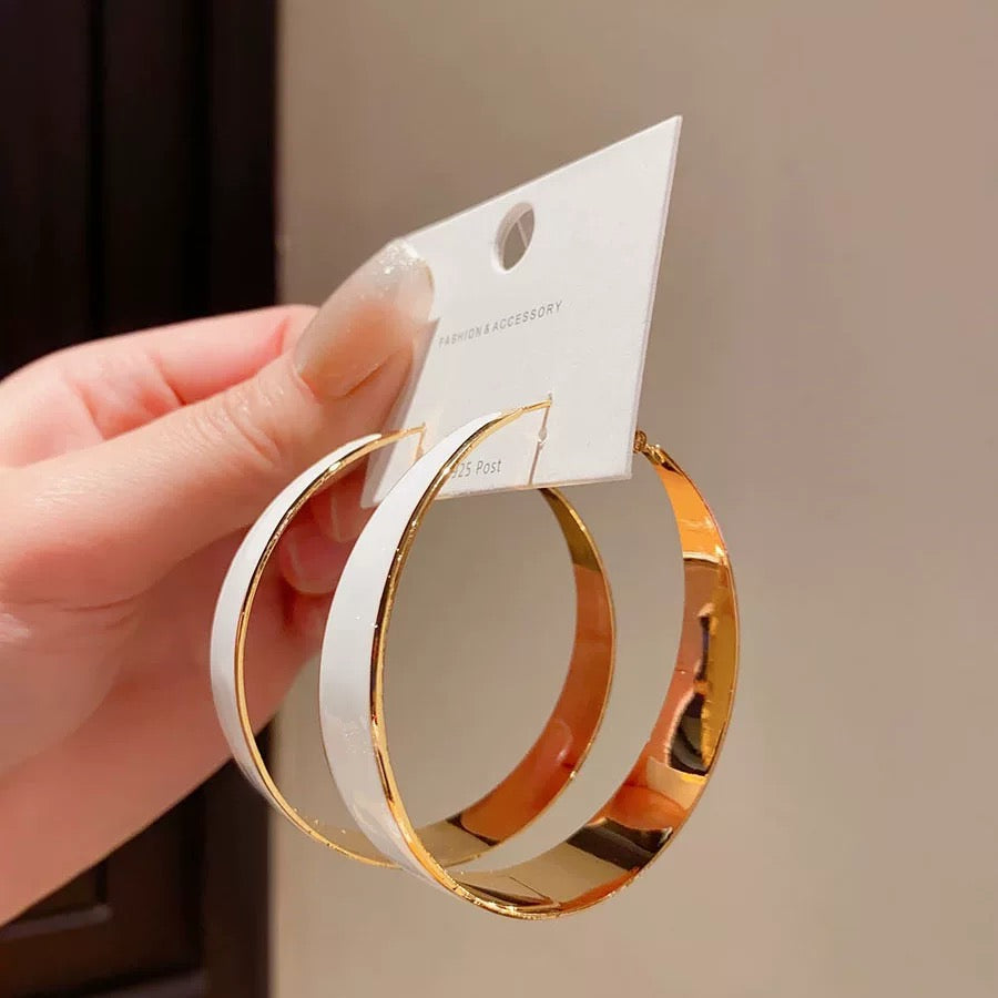 C031 Circle earrings for women