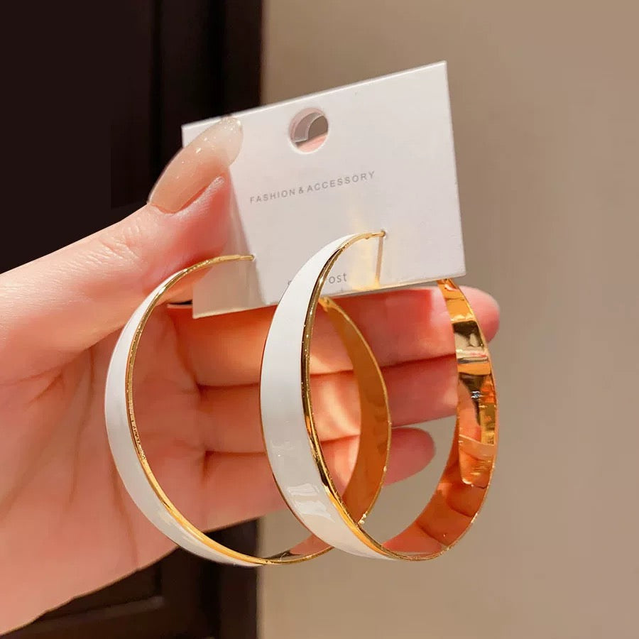 C031 Circle earrings for women