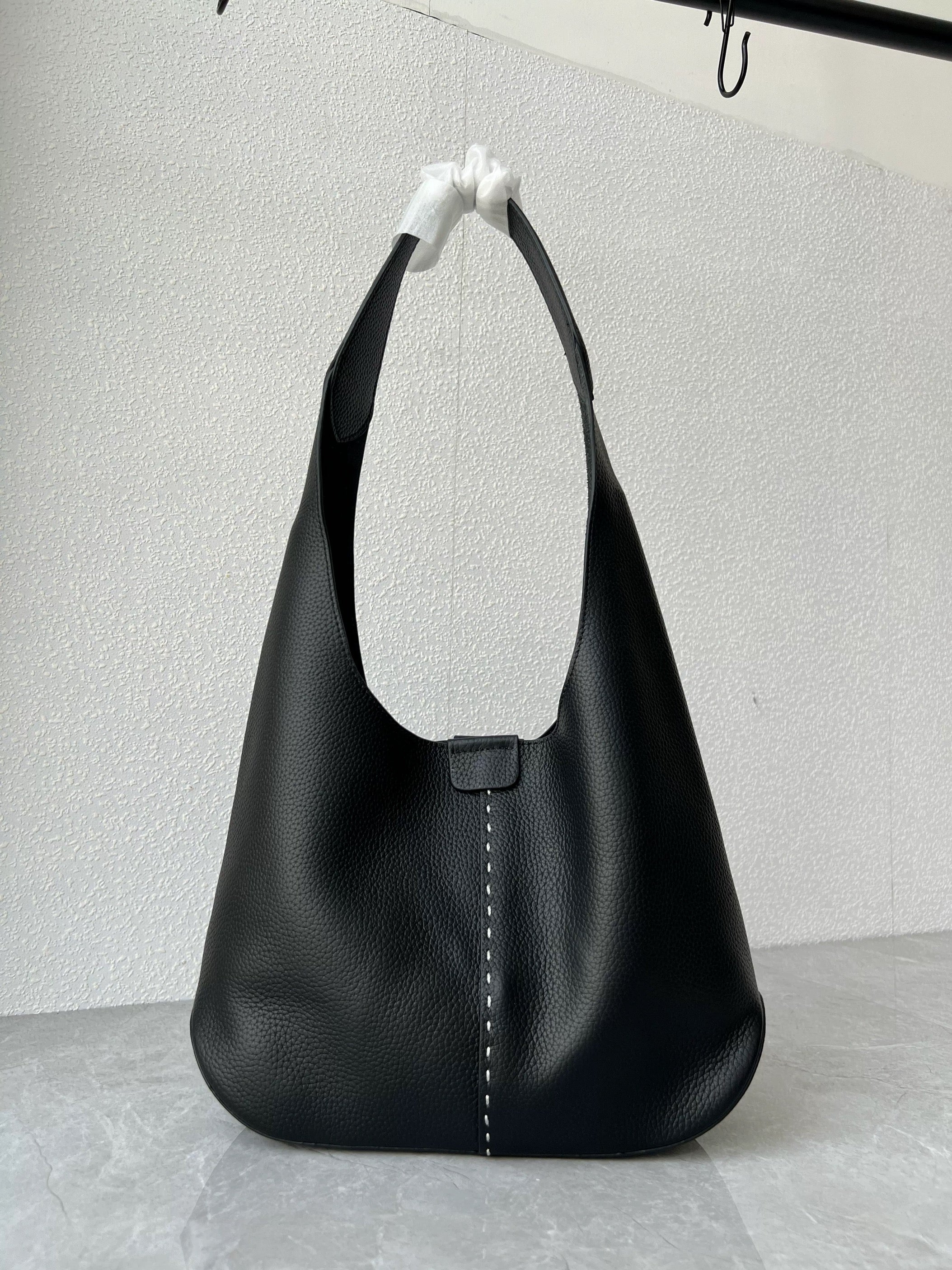 2454  genuine leather tote bag(fedex shipping included)
