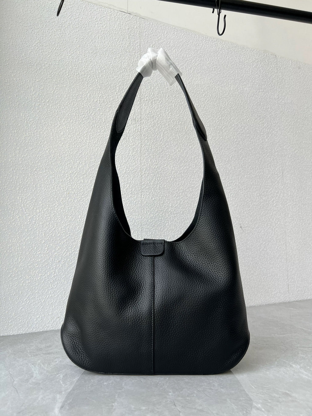 2454  genuine leather tote bag(fedex shipping included)